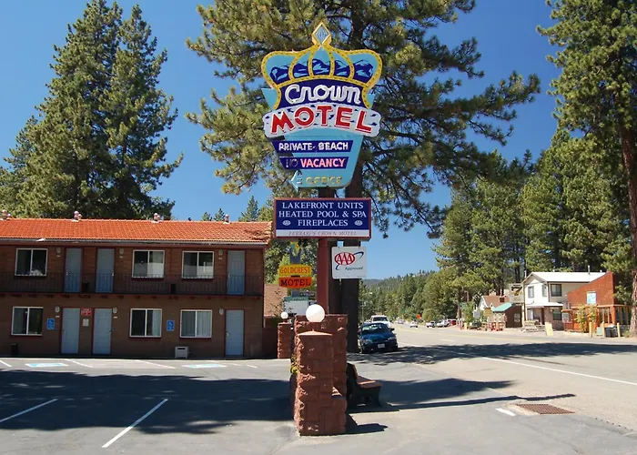 Crown Motel