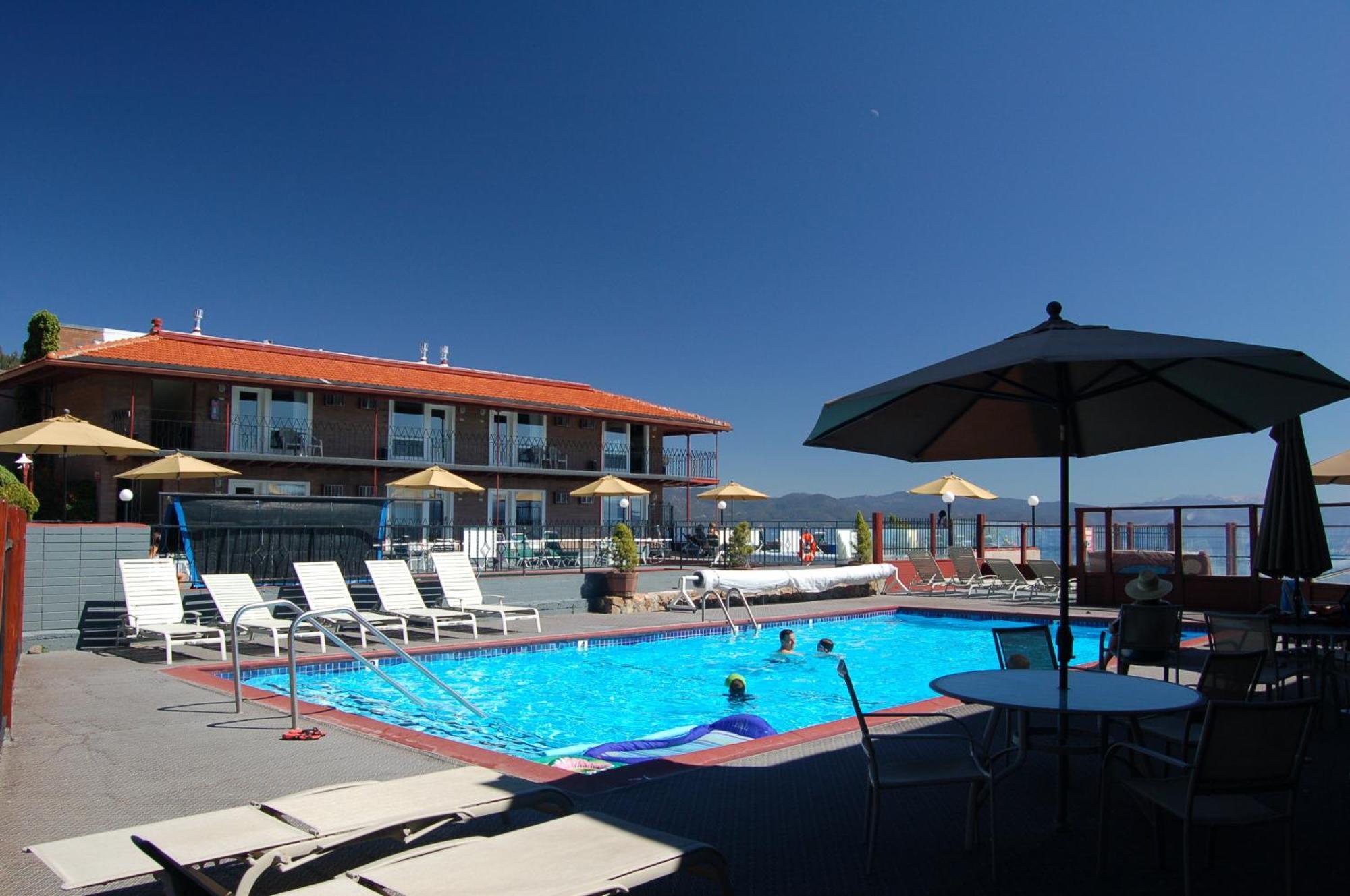 Motel Crown 2*
